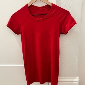 Lulu swiftly tech top